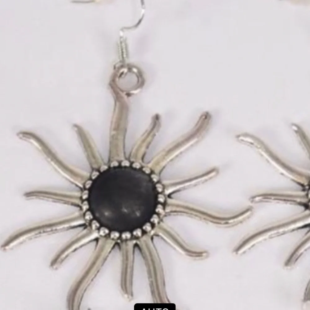 Antique-like Sun, Semiprecious Stone, NWT.